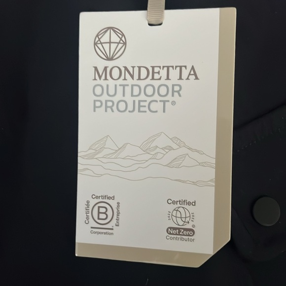 Mondetta High Waist Explore Short (black) - Picture 9 of 10